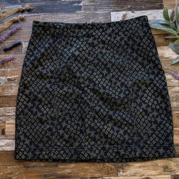 Free People Dresses & Skirts - 🌟FREE PEOPLE modern femme printed mini skirt 0658